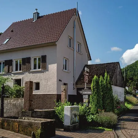 Haus-ambrunnen 別荘
