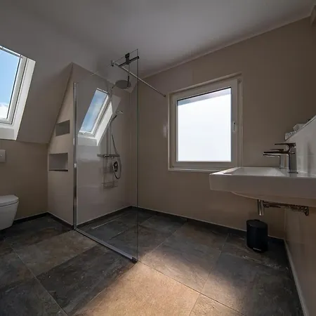 Haus-ambrunnen 度假居