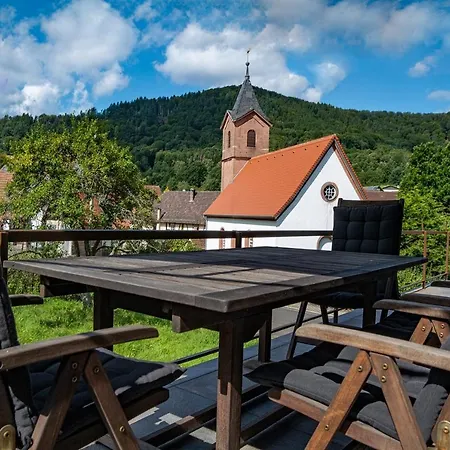 Haus-ambrunnen Hébergement de vacances *