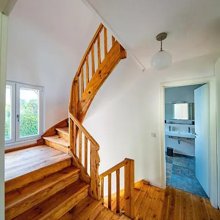 度假居 Haus-ambrunnen *