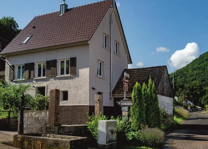 Haus-ambrunnen Semesterbostad